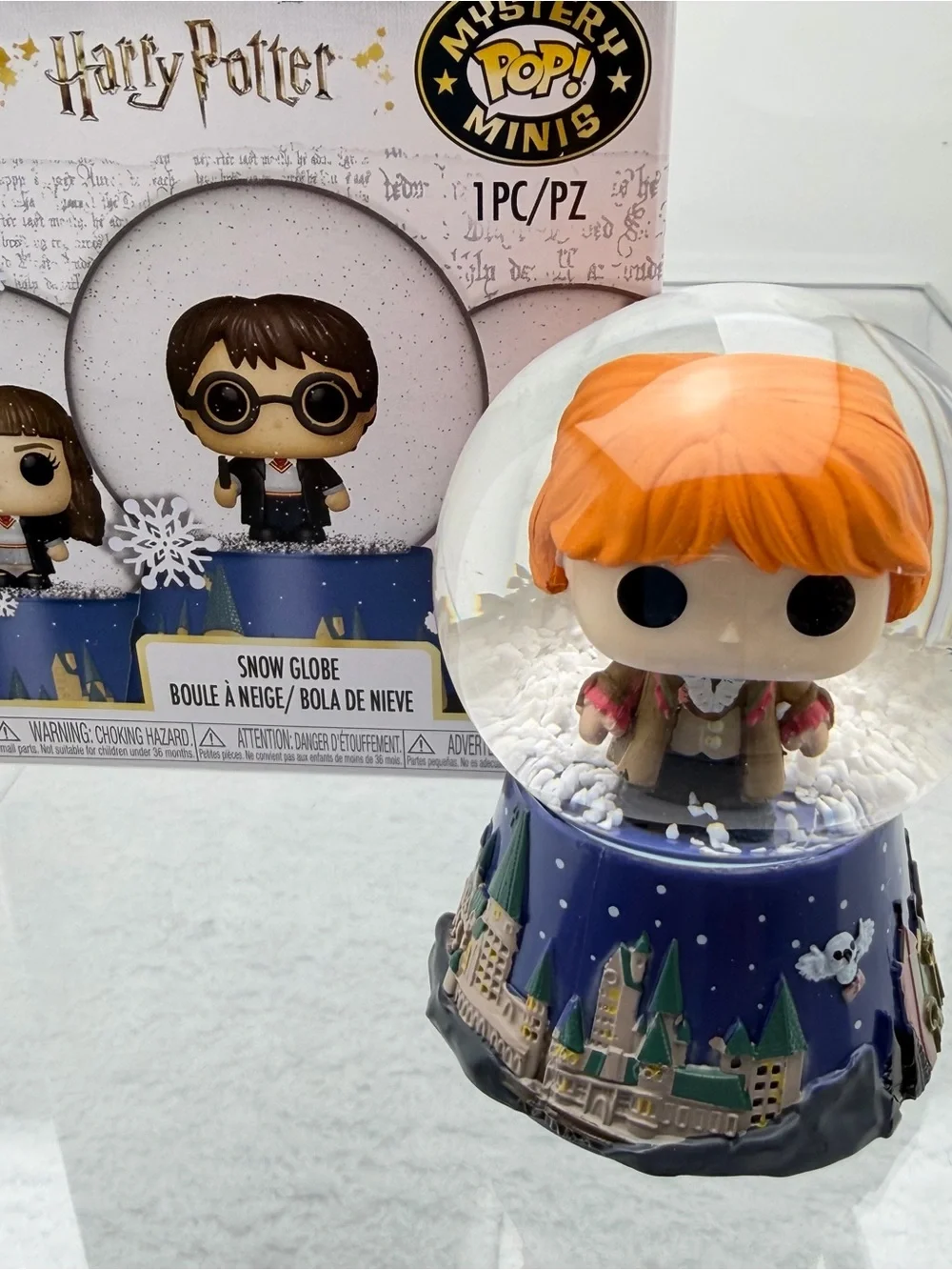 Funko Mystery Minis Harry Potter Snow Globe - Ron Weasley - Figure Collectible⁠